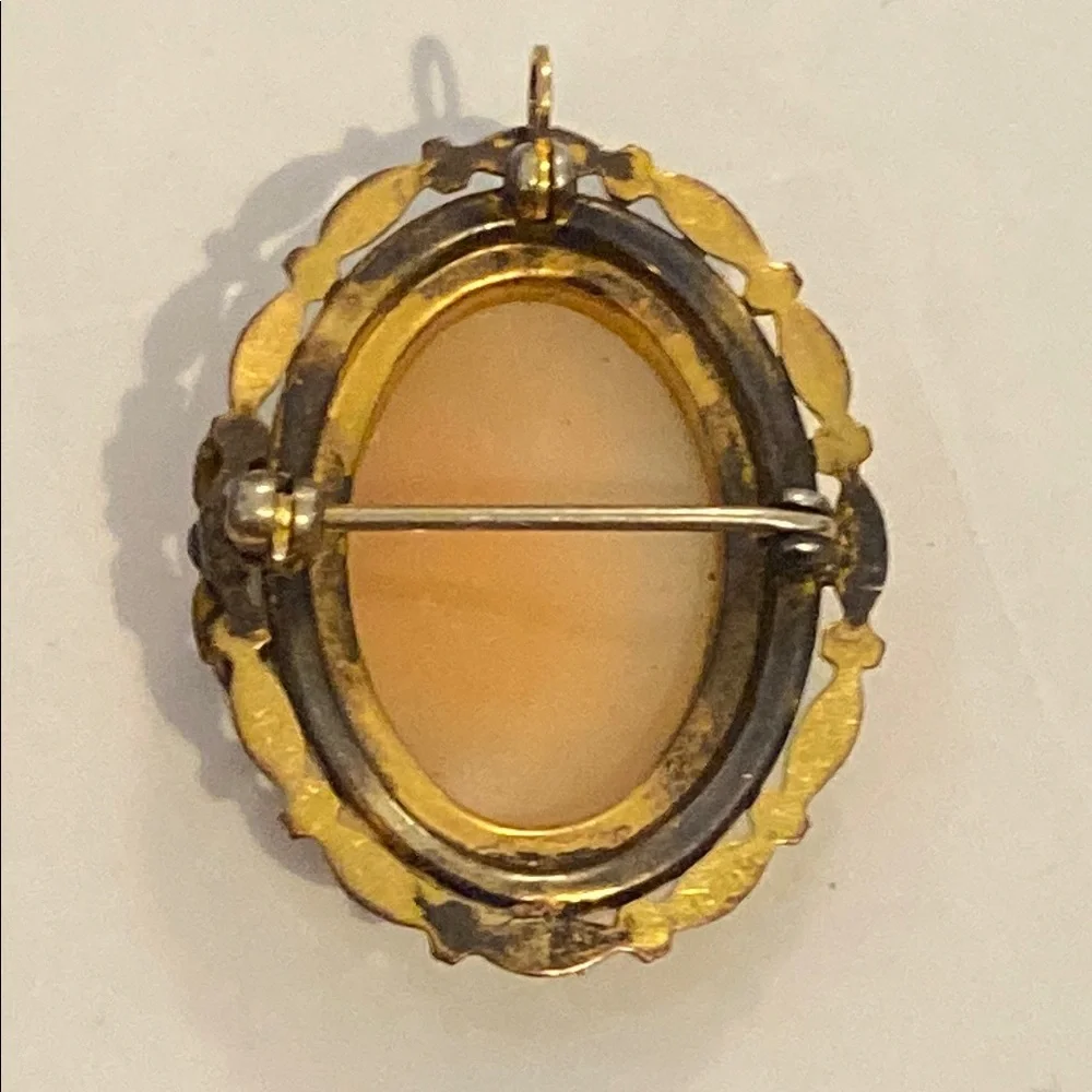 Vintage 12K Gold filled Cameo Brooch/ Pendant Hand Carved AD Marked